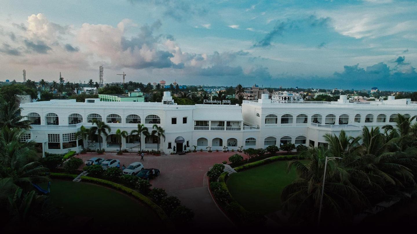 Chanakya Bnr Hotel بوري المظهر الخارجي الصورة