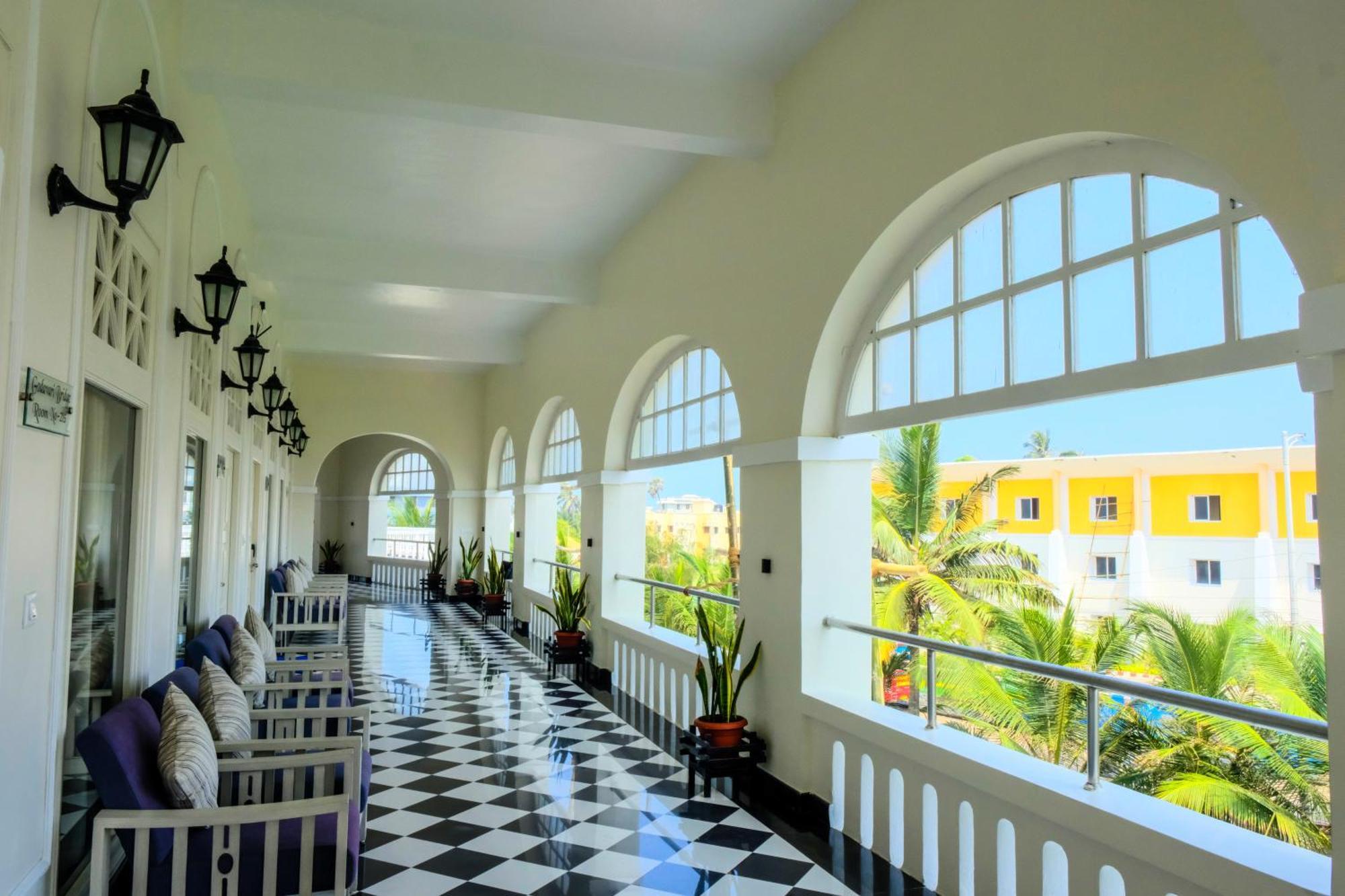 Chanakya Bnr Hotel بوري المظهر الخارجي الصورة