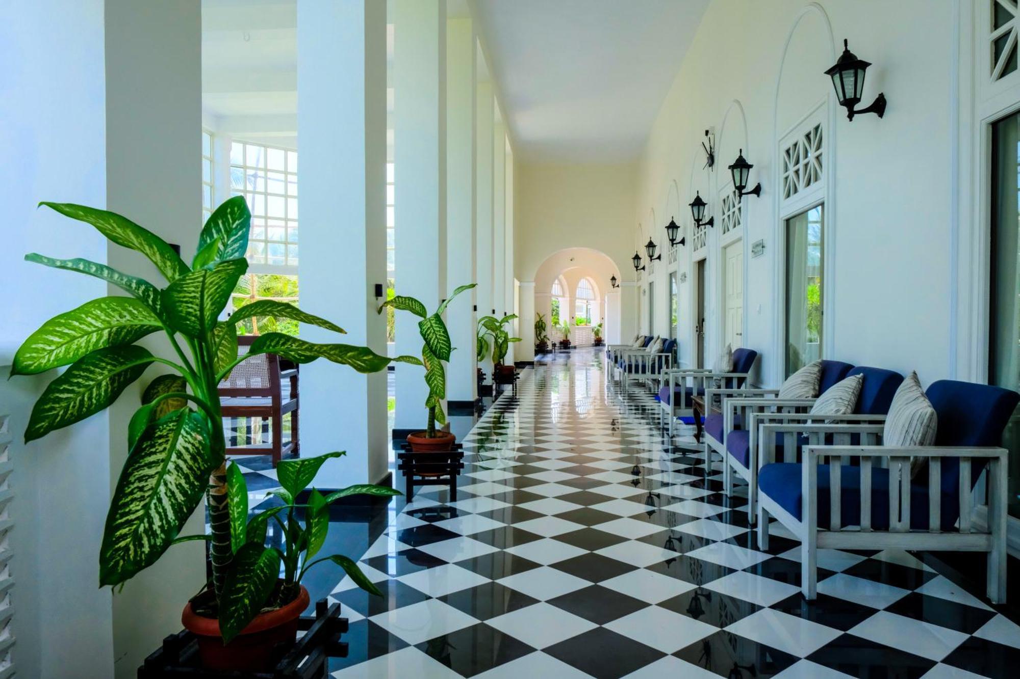 Chanakya Bnr Hotel بوري المظهر الخارجي الصورة