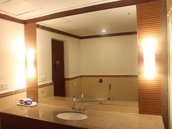 Chanakya Bnr Hotel بوري المظهر الخارجي الصورة